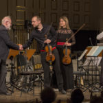 Курт Швертзик и солисты Австрийского ансамбля новой музыки