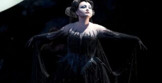 Альбина Шагимуратова в роли Царицы ночи в опере «Волшебная флейта». Фото - Mike Hoban