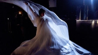 Кадр из фильма "Танцовщица". Фото - kinopoisk.ru