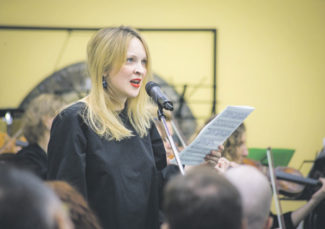 Настасья Хрущева исполнила сольную партию в своей пьесе. Фото - Алиса Егорова
