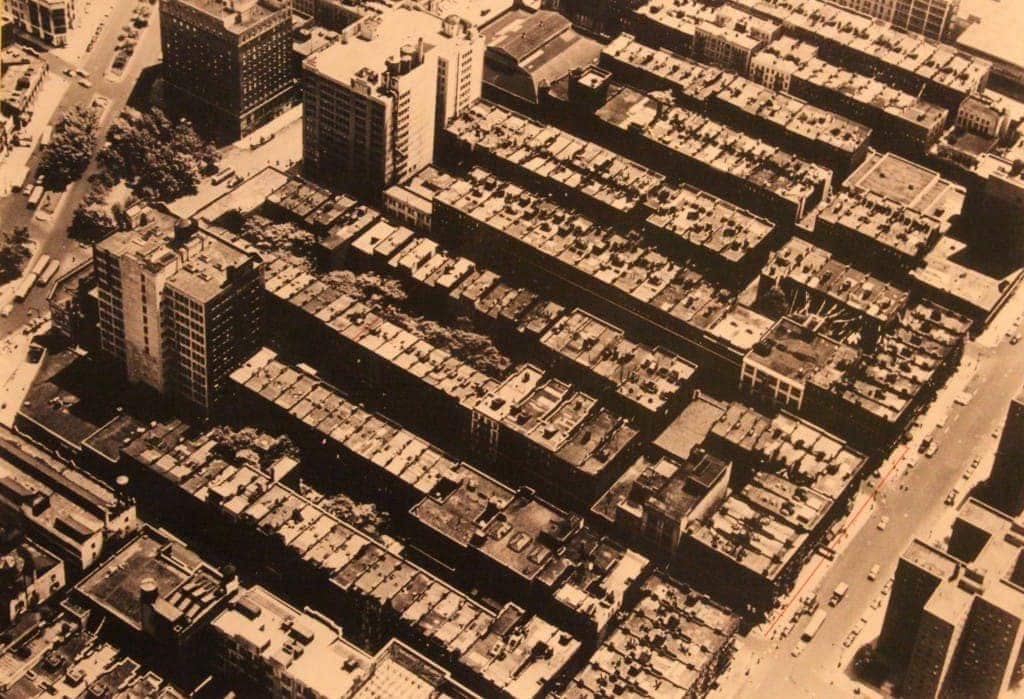 Трущобы на месте нынешней Метрополитен оперы, 1953 год
