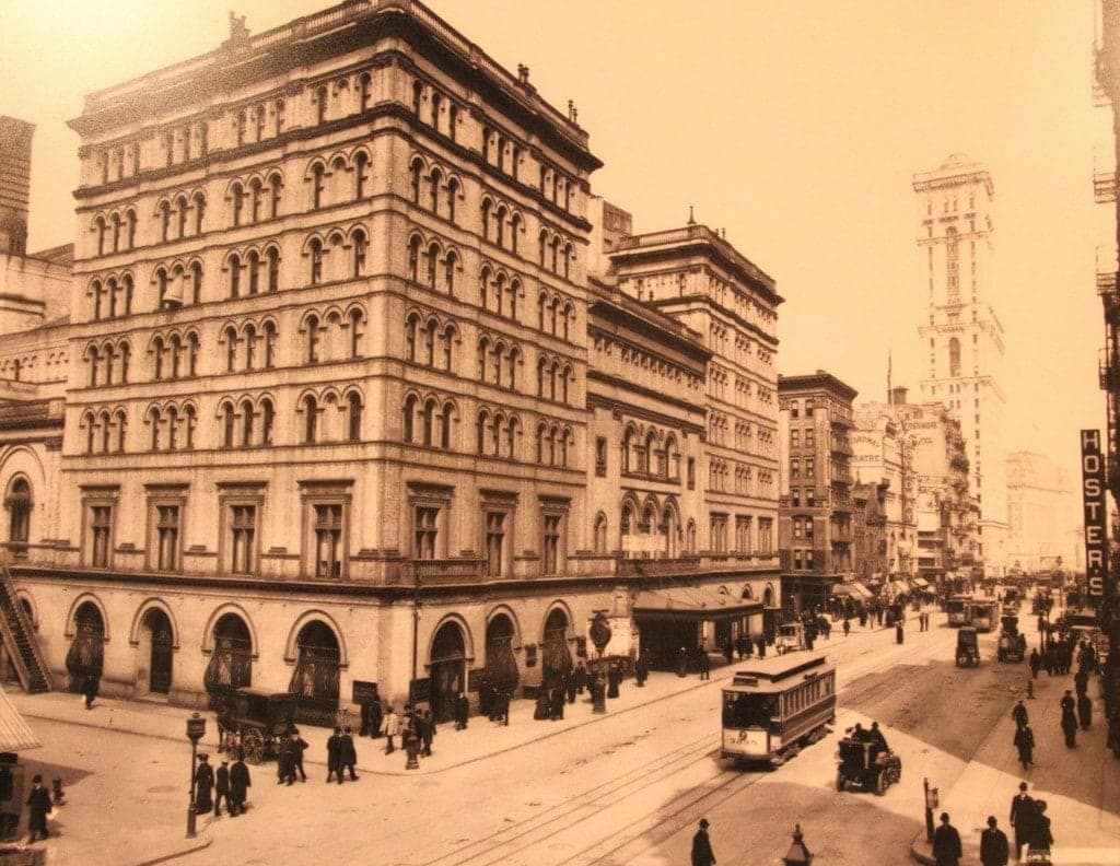 Старое здание Метрополитен оперы, 1890-е