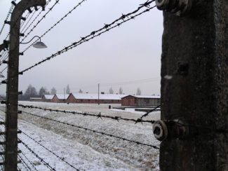 В память о трагедии Холокоста в "Новой Опере" прошел мемориальный вечер