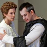 Милосердный Тит готов простить даже изменника. Фото - Владимир Коробицын