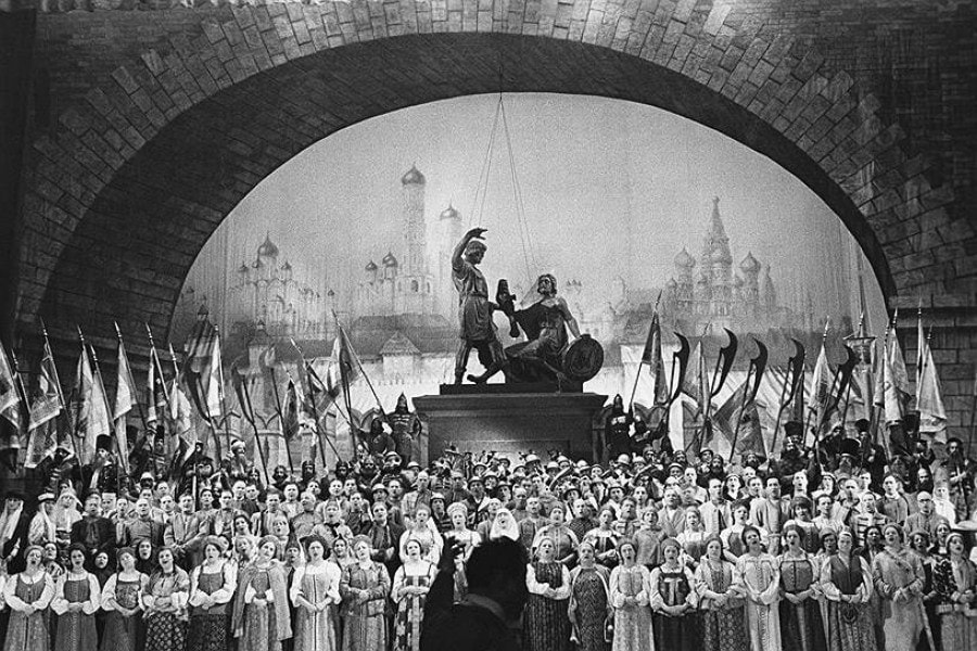 "Иван Сусанин" в постановке 1939 года в Большом театре "Иван Сусанин" в постановке 1939 года в Большом театре