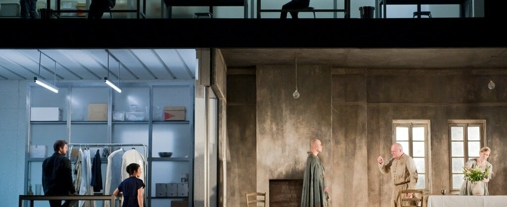 Сцена из спектакля «Написано на коже» Джорджа Бенджамина