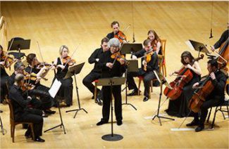 Страдивари-ансамбль Мариинского театра выступит в Москве. Фото - mariinsky.ru Страдивари-ансамбль Мариинского театра выступит в Москве. Фото - mariinsky.ru