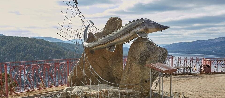 Скульптура "Царь-рыба" в Красноярске