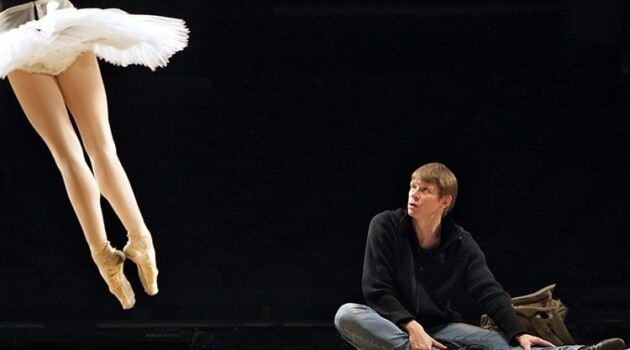 Сергей Вихарев на репетиции балета «Коппелия» в Большом театре, 2009. Фото - Юрий Мартьянов/Коммерсантъ