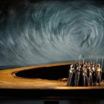 Скупое и консервативное постановочное решение "Валькирии" 1967 года в реконструкции выглядит интересным художественным ходом. Фото - OFS/Forster