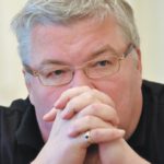 Сергей Стадлер: «Слышал, в Екатеринбурге в Ночь музеев слушателям предлагали дирижировать симфоническим оркестром. Зачем? Дирижирование – не аэробика под музыку». Фото - Алексей Кунилов
