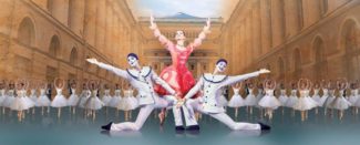 На сцену Мариинки выходят выпускники Академии Русского балета им. Вагановой