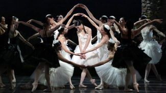 "Лебединое озеро" в постановке Алексея Ратманского. Фото: Marco Brescia and Rudy Amisano/Teatro alla Scala