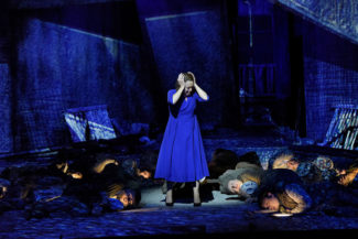 Нина Штемме сыграла героиню Шостаковича с силой и страстью. Фото - Salzburger Festspiele / Thomas Aurin Нина Штемме сыграла героиню Шостаковича с силой и страстью. Фото - Salzburger Festspiele / Thomas Aurin