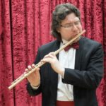 Николай Попов