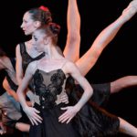 В рамках «Летних балетных сезонов» выступила итальянская Compagnia Nazionale. Фото: Юрий Мартьянов / Коммерсантъ