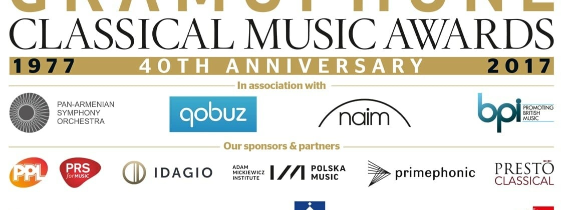 На звездной церемонии Gramophone Classical Music Awards в центре Лондона были представлены специальные награды и призы.