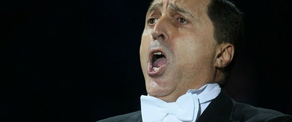 Знаменитый бас Паата Бурчуладзе выступает в лучших оперных театрах мира. Фото - РИА Новости