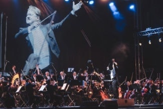 Александр Сладковский поднял оперетту на симфоническую высоту. Фото - Сергей Елагин