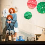 Мария Патрушева и Виктория Шевцова. "Гензель и Гретель", "Новая опера". Фото - Даниил Кочетков