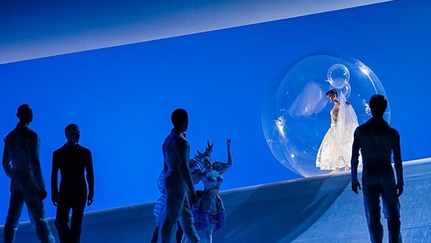 Майо взял за основу не дистиллированную балетную сказку, а оригинал Шарля Перро. Фото - Alice Blangero