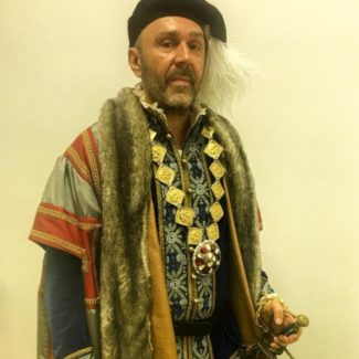 Сергей Шнуров в роли Бенвенуто Челлини. Фото - Инстаграм Сергея Шнурова Сергей Шнуров в роли Бенвенуто Челлини. Фото - Инстаграм Сергея Шнурова
