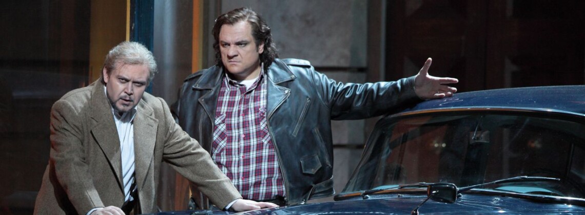 "Симон Бокканегра" в постановке Дмитрия Чернякова. Желько Лучич - Симон Бокканегра, Виталий Ковалев - Якопо Фиеско. Фото - staatsoper.de