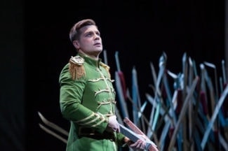 Кирилл Матвеев в роли Принца в опере "Русалка". Фото - Елена Лехова