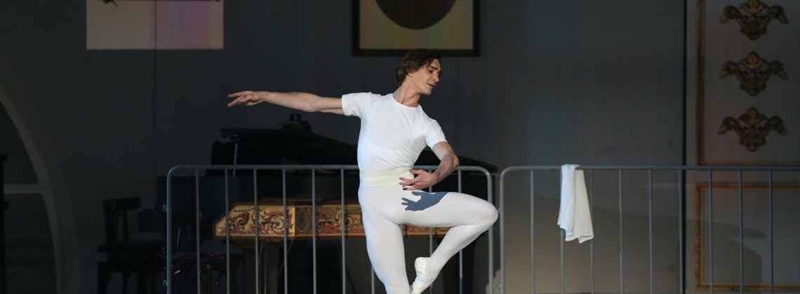 Владислав Лантратов в балете "Нуреев". Фото - Дамир Юсупов