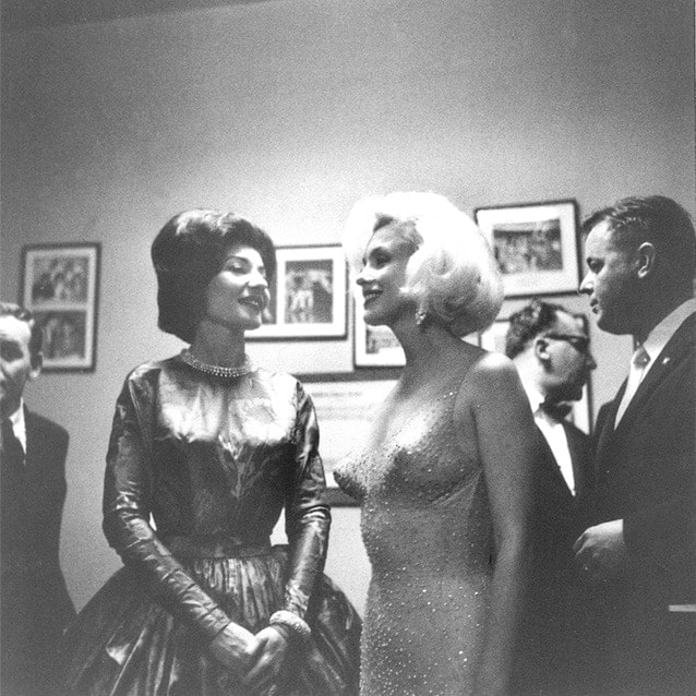 С Мэрилин Монро на дне рождения Джона Кеннеди, 1962 год. Фото - Fonds de Dotation Maria Callas С Мэрилин Монро на дне рождения Джона Кеннеди, 1962 год. Фото - Fonds de Dotation Maria Callas