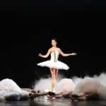 Эрика Микиртичева в балете "Тюль". Фото - Светлана Аввакум