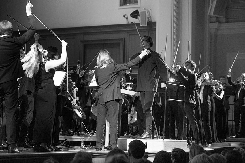Теодор Курентзис и оркестр musicAeterna. Фото - Александра Муравьёва