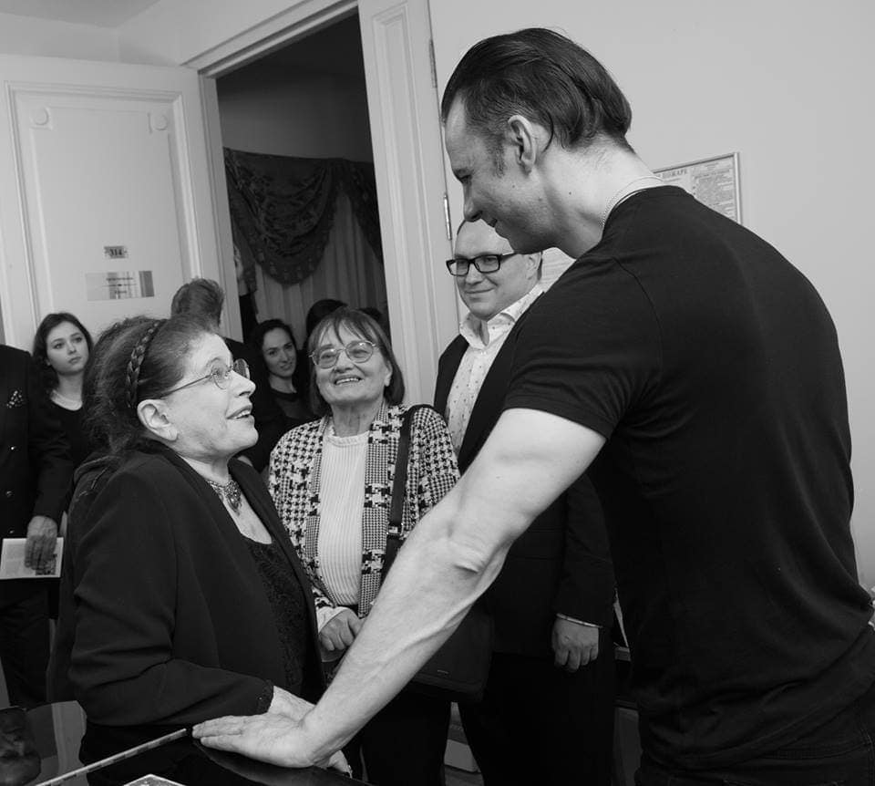 После концерта. Ирина Шостакович и Теодор Курентзис. Фото - Александра Муравьева