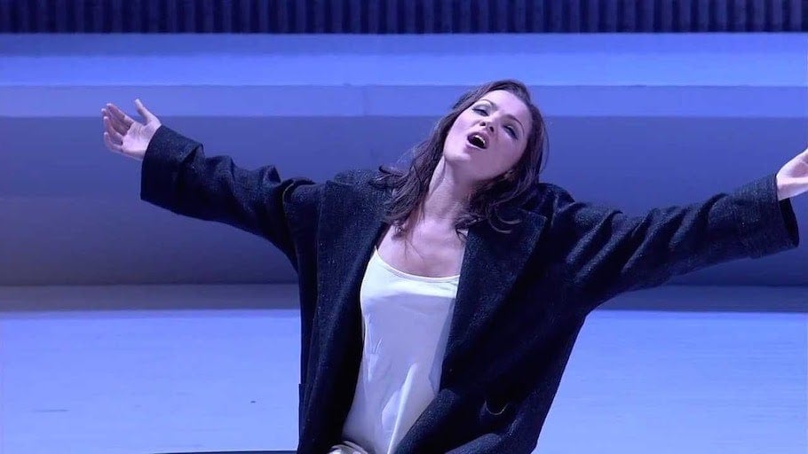 Анна Нетребко