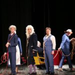 Эёнштейн, Ньютон, Мёбиус и его сиделка. Сцена из оперы "Физики" в постановке Диего Вилли Корна