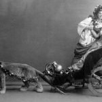 Матильда Кшесинская (справа) и Николай Солянников (слева) в балете Мариуса Петипа «Пробуждение Флоры» Фото: -РИА Новости