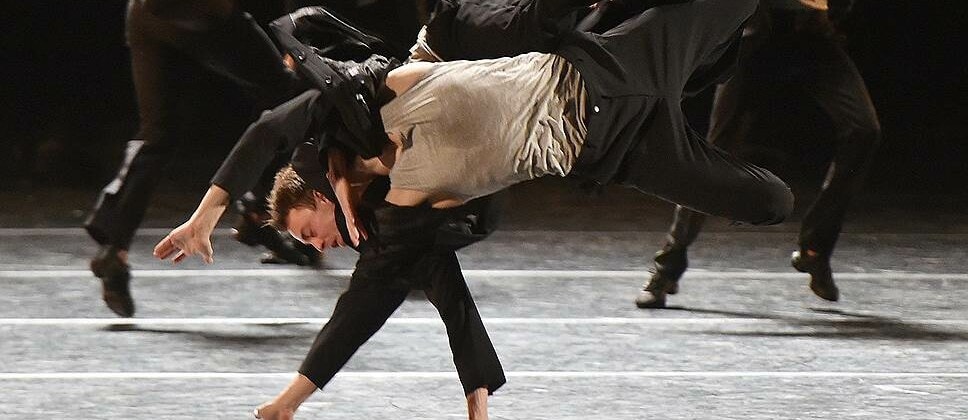 «Брянцев. Гёке. Наарин» в Музтеатре Станиславского. Фото - Анатолий Жданов / Коммерсантъ