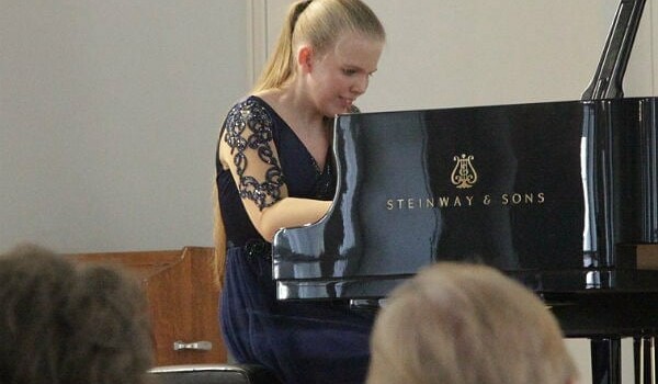 Ева Геворгян – одна из наиболее зрелых музыкантски конкурсанток. Фото - Сергей Бирюков