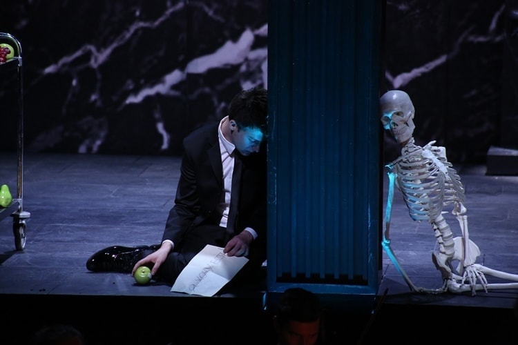 Богомолов поставил спектакль Богомолова на музыку Генделя. Фото - Илья Долгих