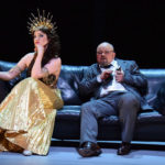 Шемаханская царица (Юлия Щербакова) в конце концов-таки положит Додона (Михаил Гужов) и его царство на бок. Фото - Антон Дубровский