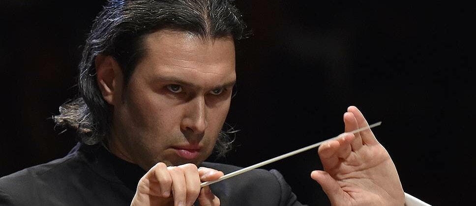 Владимир Юровский. Фото - Анатолий Жданов