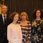 Зоя Туманова - вторая справа с генконсулом Эстонии в Санкт-Петербурге, его супругой и дочерью