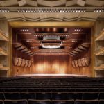 Дэвид Геффен Холл (бывший Эвери Фишер Холл) в Линкольн-центре