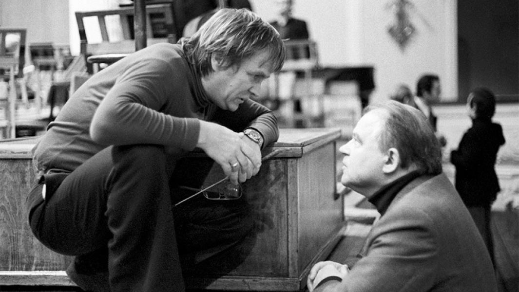 Владимир Федосеев и Тихон Хренников, 1986 год. Фото -ТАСС/Александр Чумичев