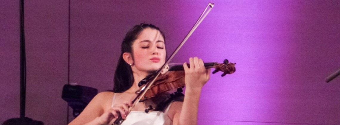 Мария Дуэньяс