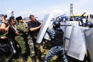 Драка на концерте Драка на концерте