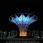 Когда хор поет «достойна храбрая чета в храме брак свой сочетать» - тоже не совсем хорошо.