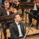 Юрий Фаворин в Саратовской филармонии. Фото - Ксения Диско