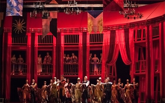 Урал Опера Балет проводит краудфандинговую кампанию