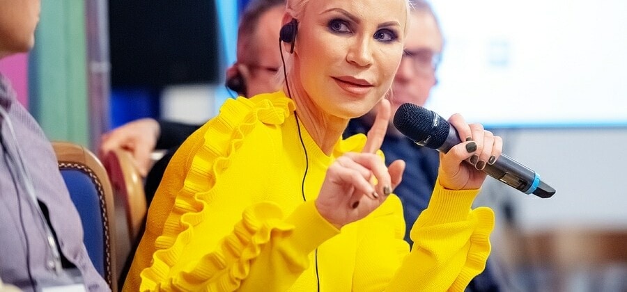 Надя Михаэль